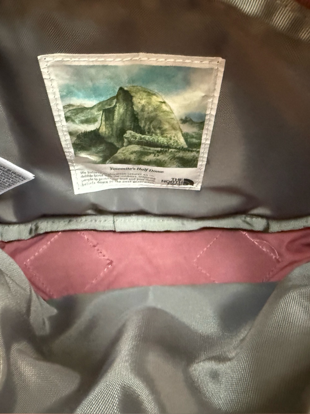 The North Face Maroon Crossbody Belt Bag Padded with Front Zipper Pocket NWOT - Picture 3 of 6
